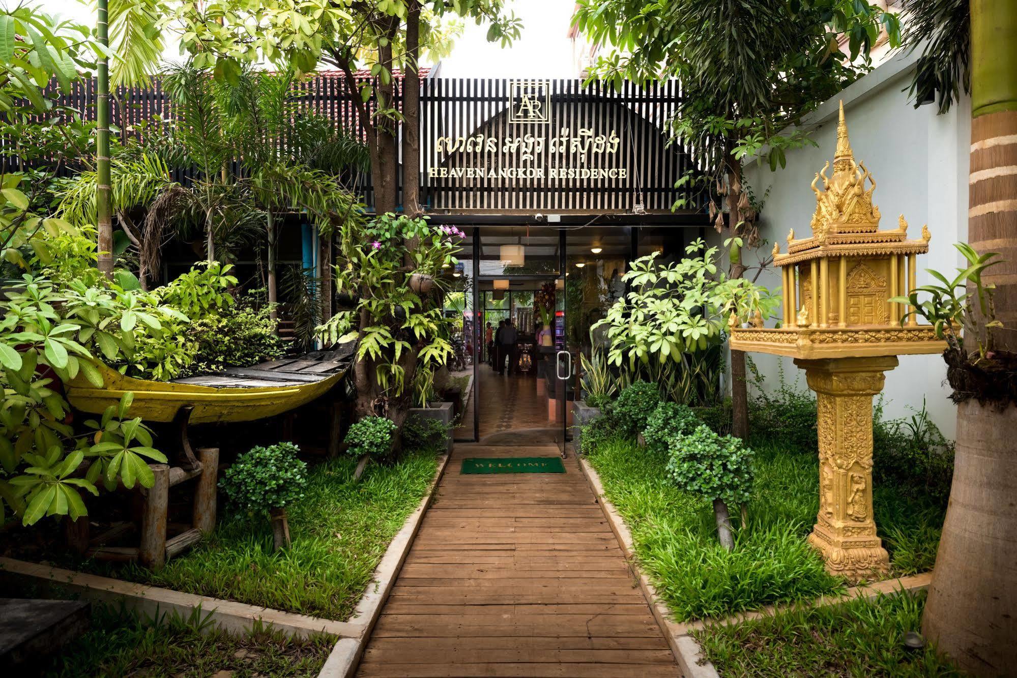 Skor Boutique Hotel Siem Reap Luaran gambar