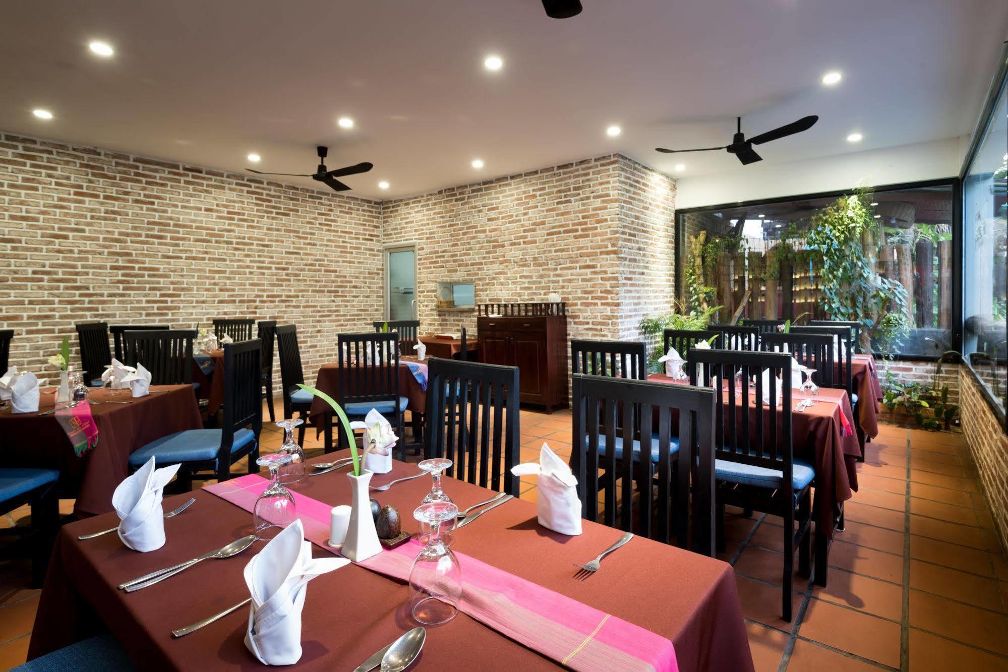 Skor Boutique Hotel Siem Reap Luaran gambar